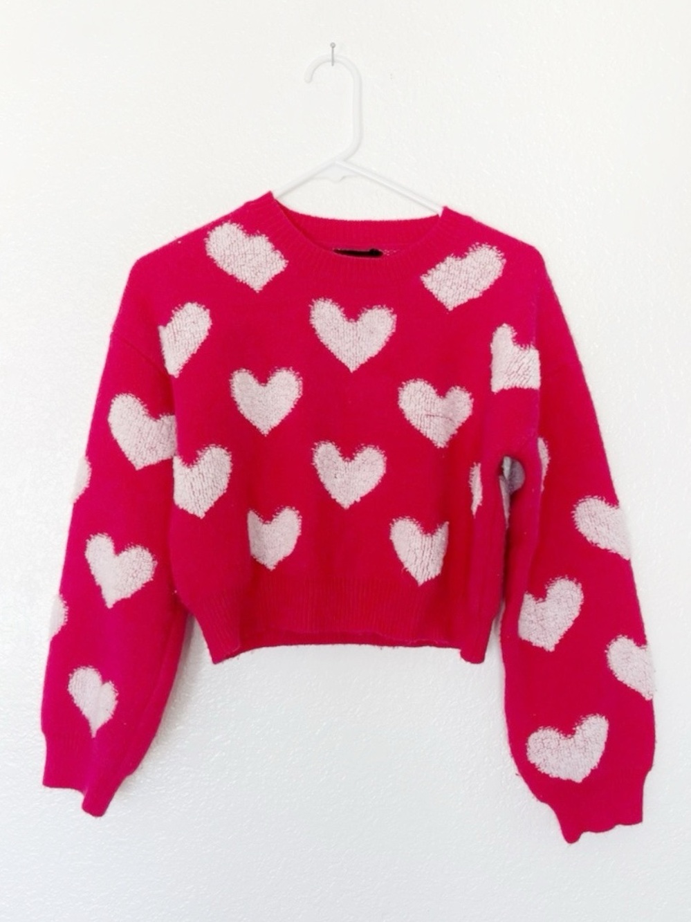 Red Heart Valentine Sweater 💌 Crop Raised Textured Hearts Love Pullover Jumper S